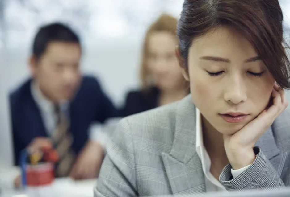 如何改善更年期女性的疲劳症状？